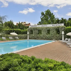 **** Hotel Savoia Regency Italien